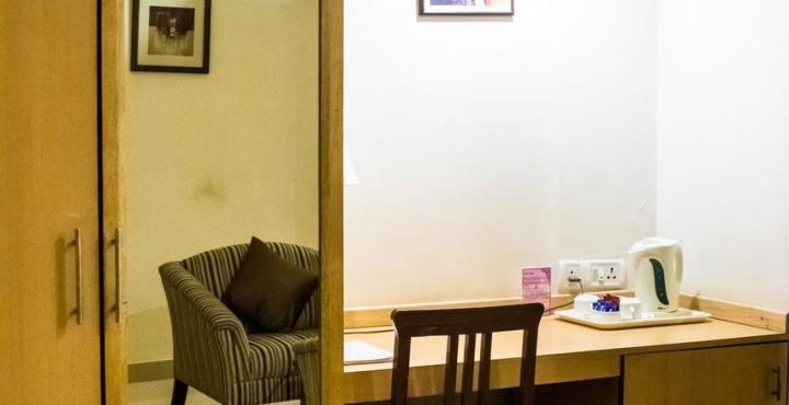 Hotel Phoenix Koregaon Park Pune Zewnętrze zdjęcie